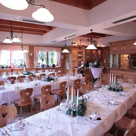 Hotel-hauensteiner-hof Hauenstein